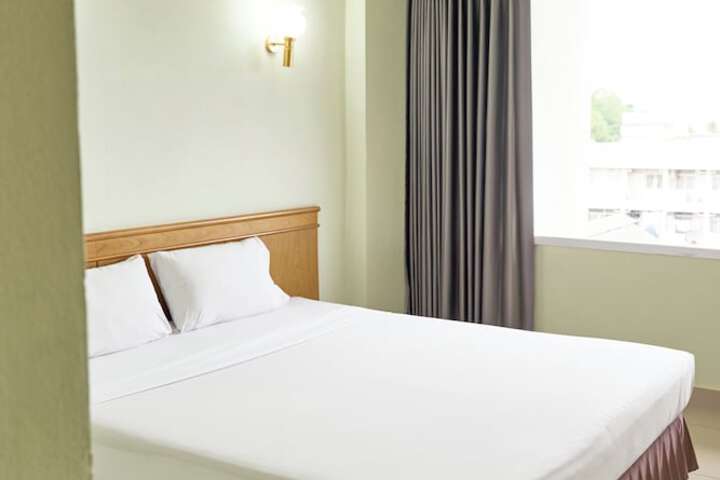 Room 5 of 39