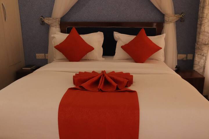 Room 9 of 46