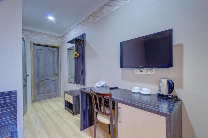 Room 8 of 57
