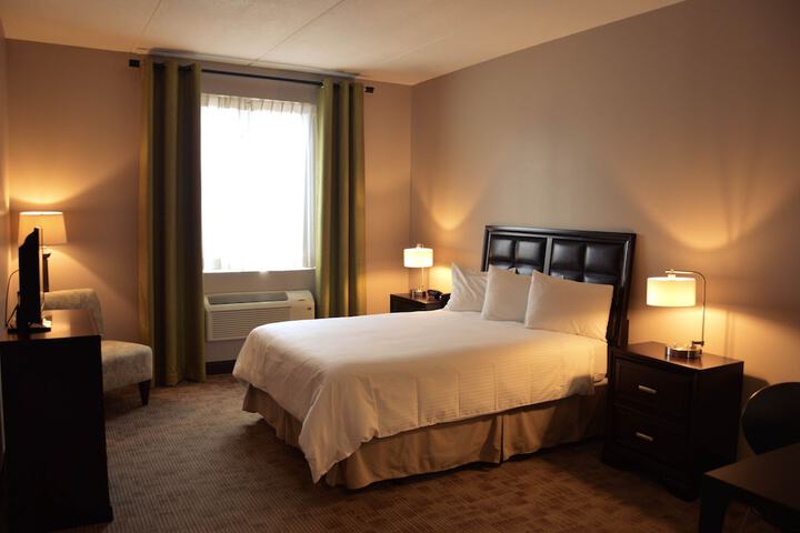 Room 7 of 42