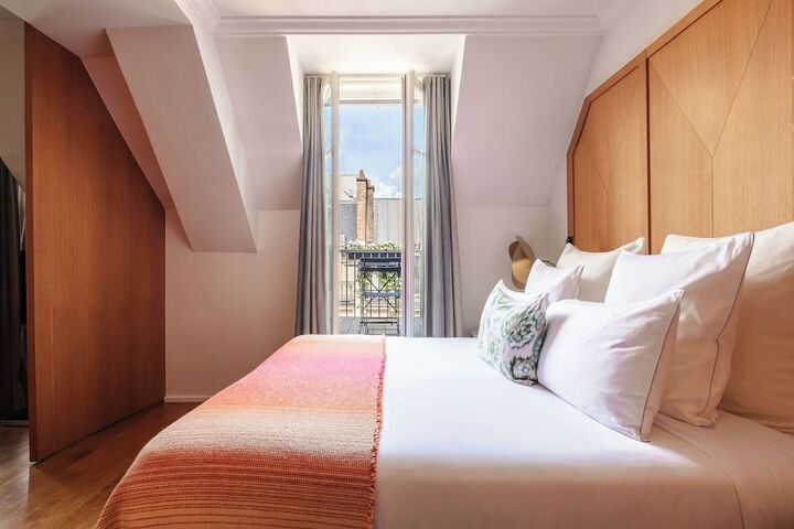Room 40 of 92