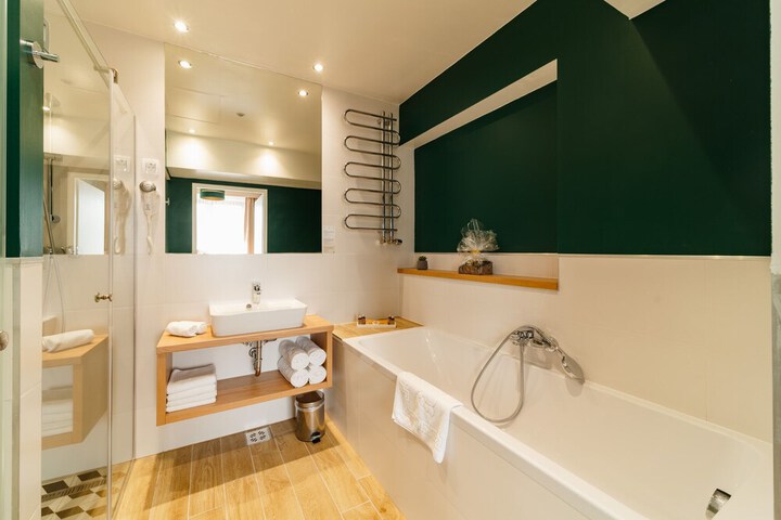 Bathroom Interior Photo
