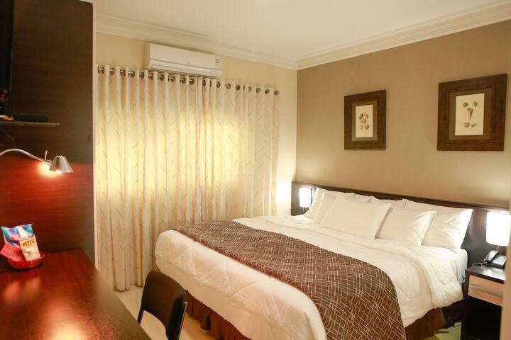 Room 10 of 56