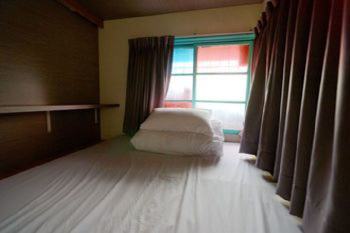 Room 18 of 57