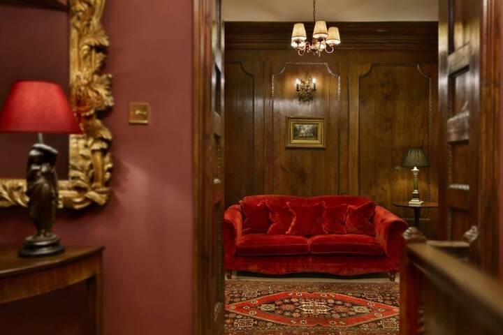 Room 38 of 71