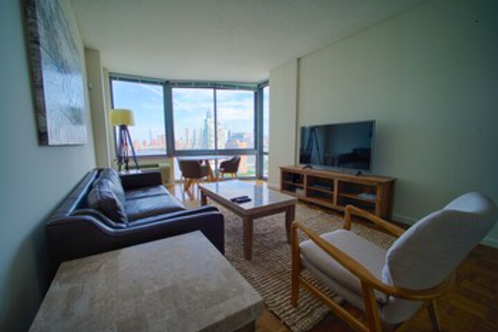 Room 208 of 246
