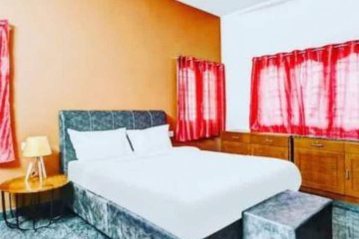 Fabexpress Aathira Inn