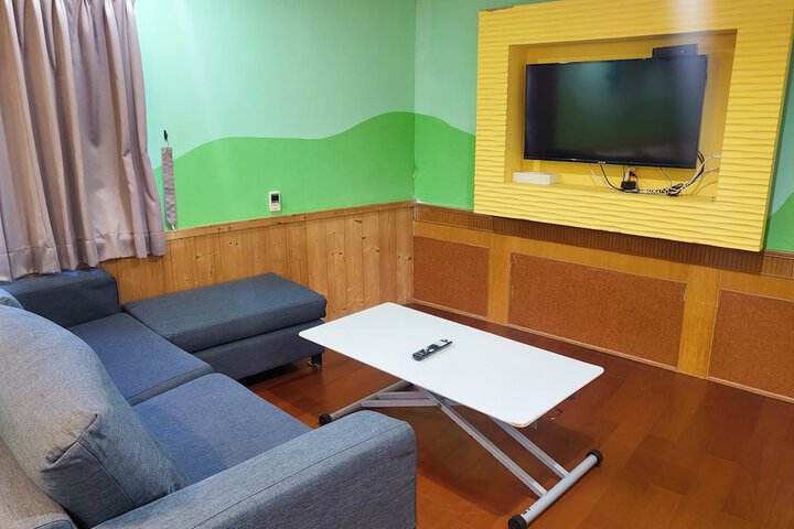 Room 29 of 68