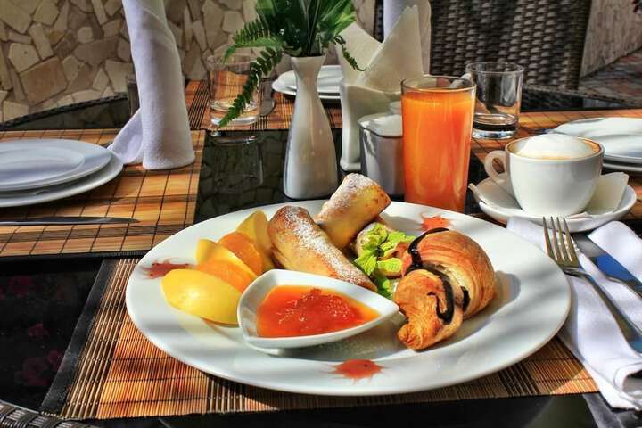 Breakfast/Coffee Service 34 of 40
