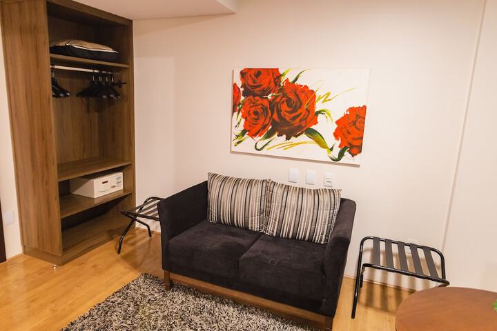 Room 82 of 119