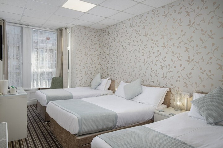 Room 19 of 31