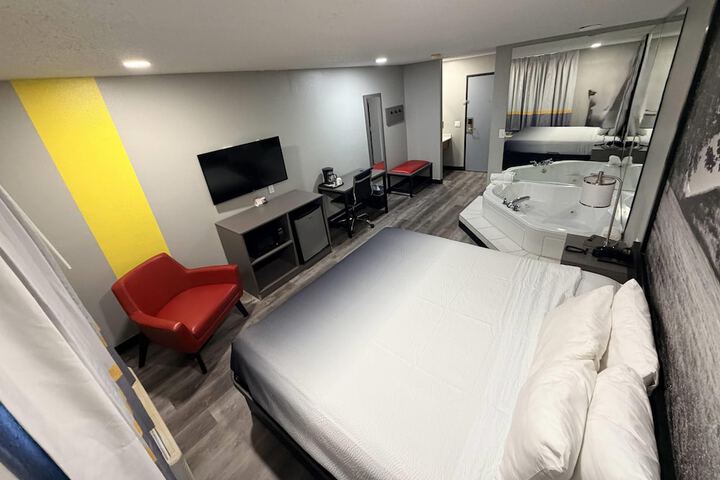 Room 51 of 90