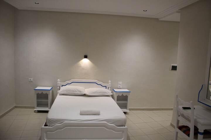 Room 46 of 153