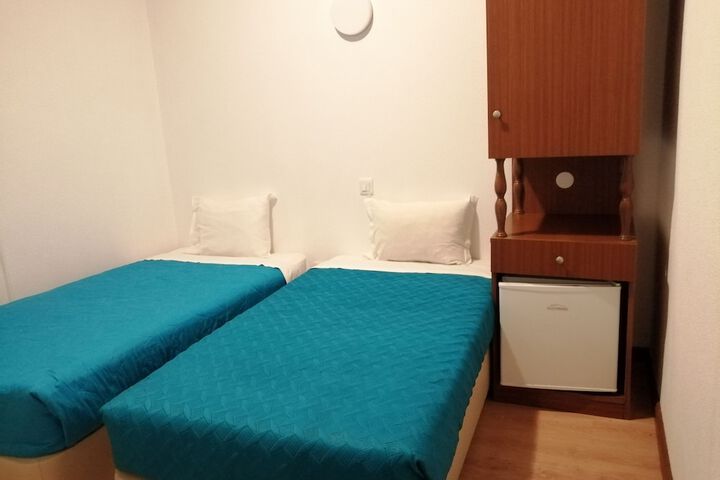 Room 18 of 81