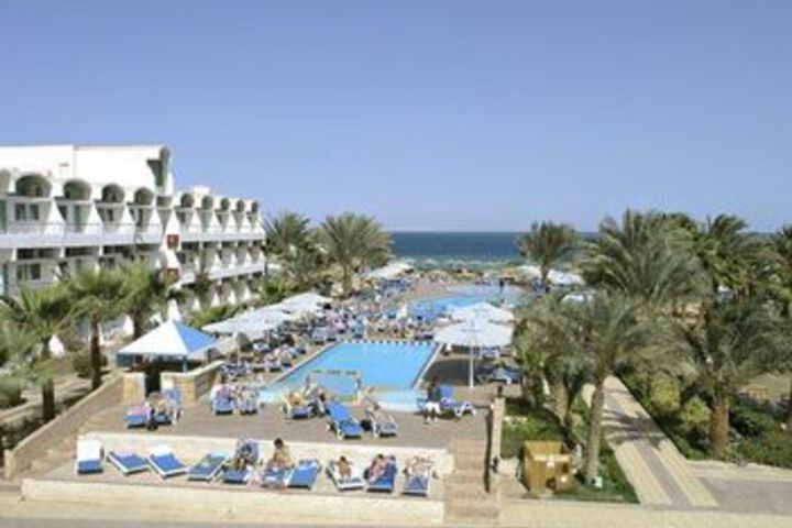 Empire Hotel