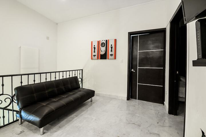 Room 36 of 69