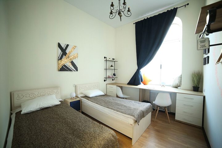 Room 18 of 73