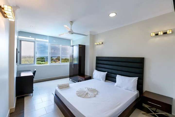 Room 15 of 63