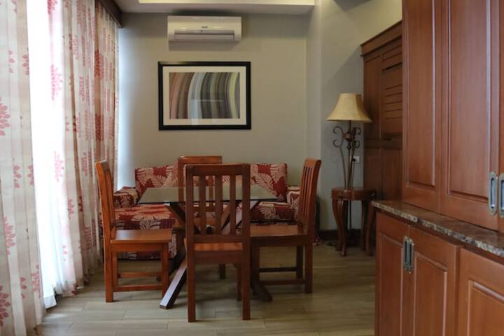 Room 16 of 90