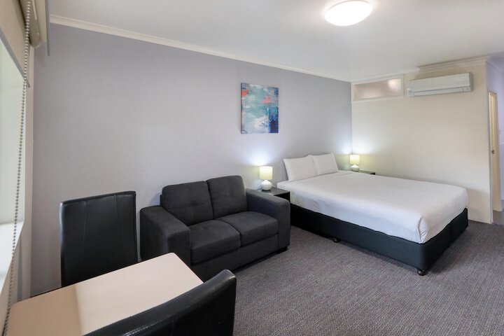 Room 22 of 69