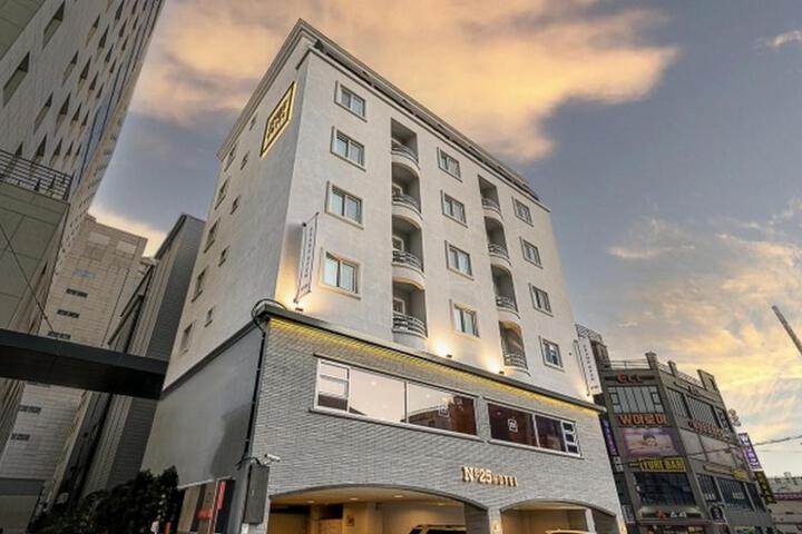 No. 25 Ulsan Beonyoungro