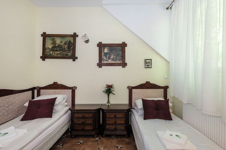 Room 22 of 52