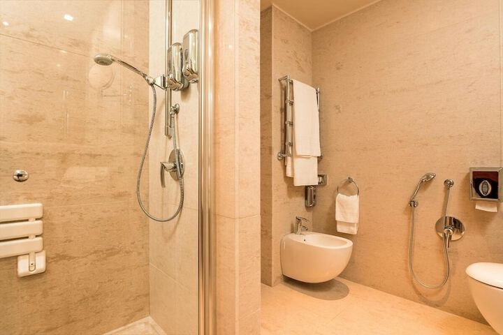 Clean Restrooms