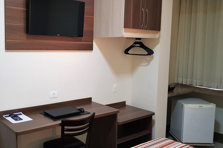 Room 31 of 53