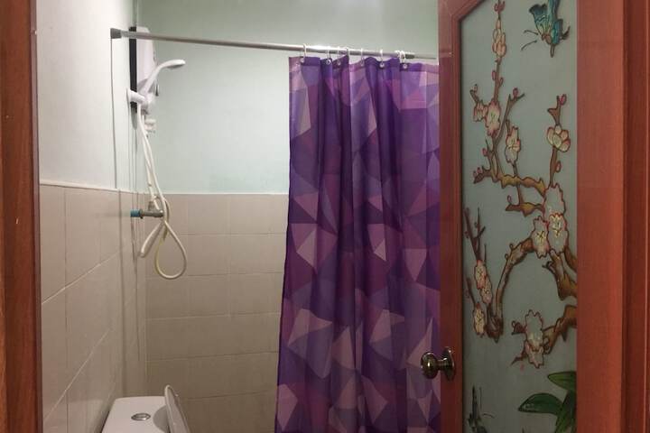 Room 116 of 154
