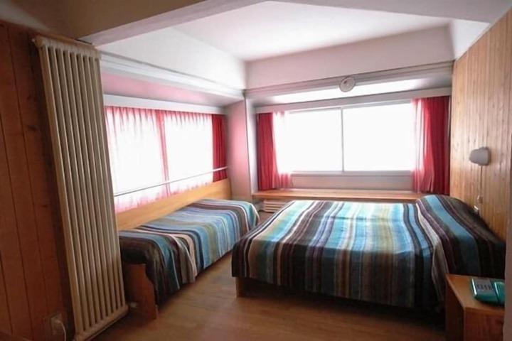 Room 14 of 47