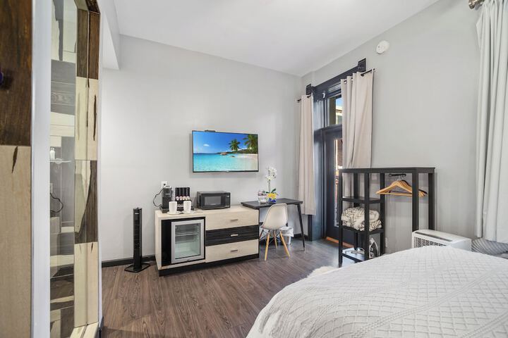 Room 20 of 53