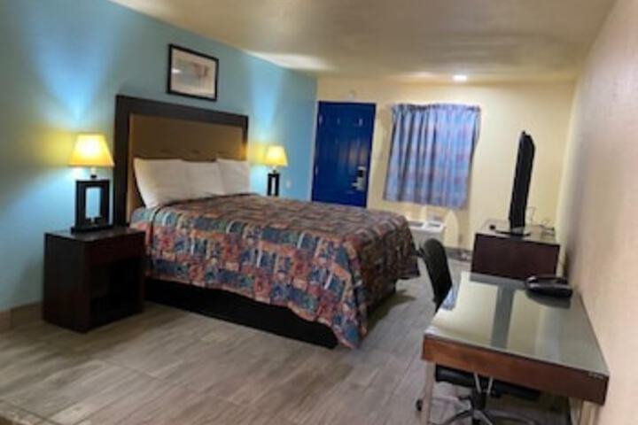 Room 13 of 54