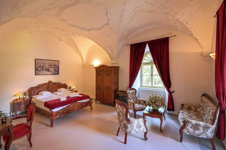 Room 3 of 29