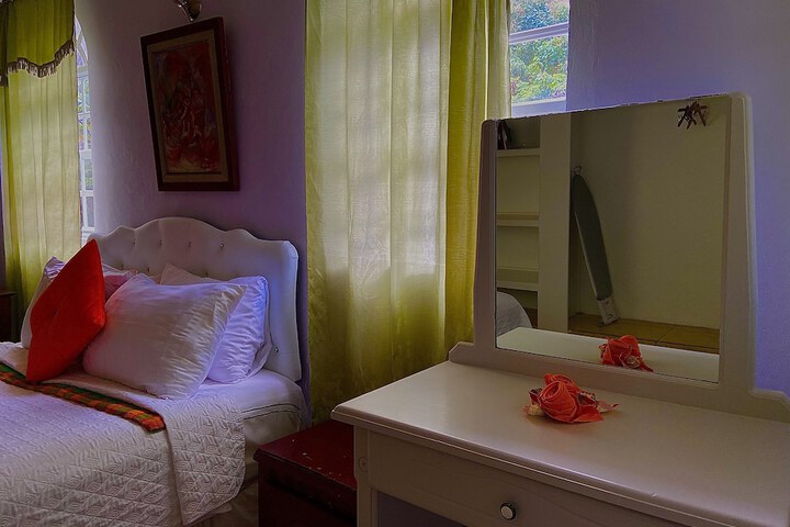 Room 19 of 85
