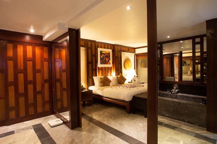 Room 17 of 48