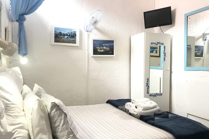 Room 30 of 78