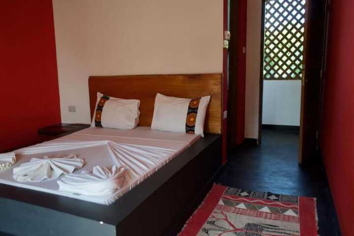 Room 20 of 77