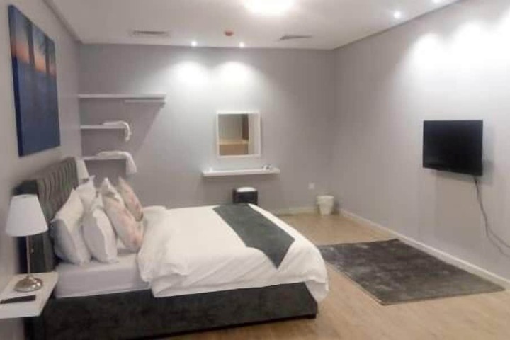 Room 18 of 75