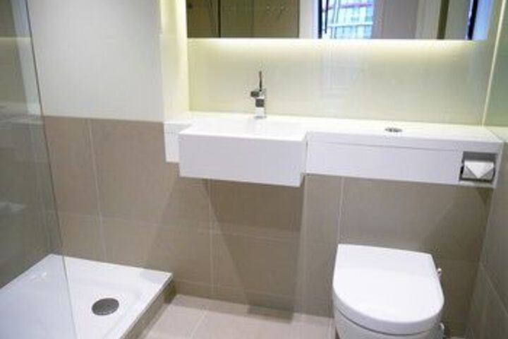 Room 2 of 11