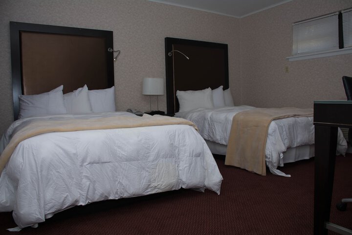 Room 16 of 22