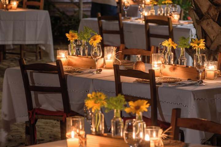 Dining 47 of 73