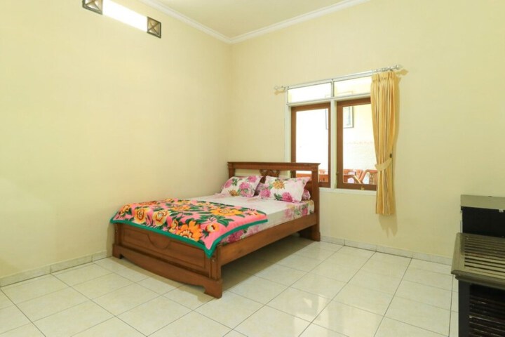 Room 19 of 65
