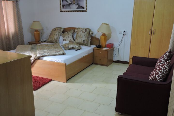 Room 7 of 47
