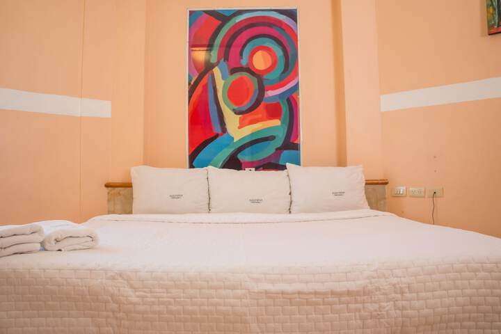Room 20 of 63