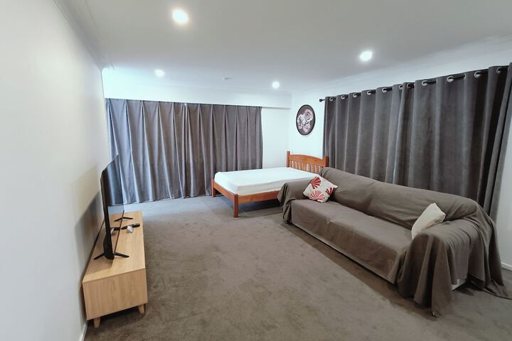 Room 37 of 49