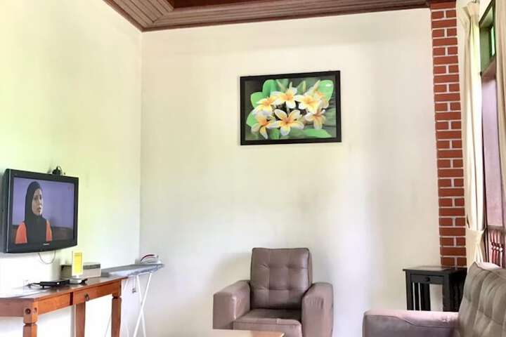 Room 19 of 48