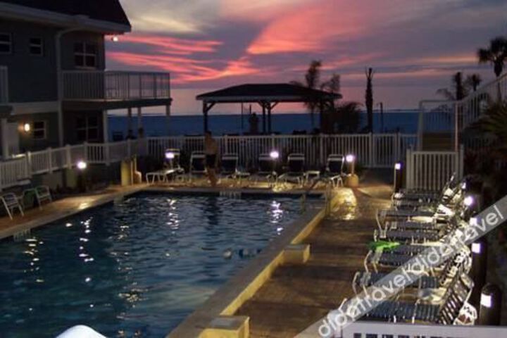 Photo of Mariner Beach Club