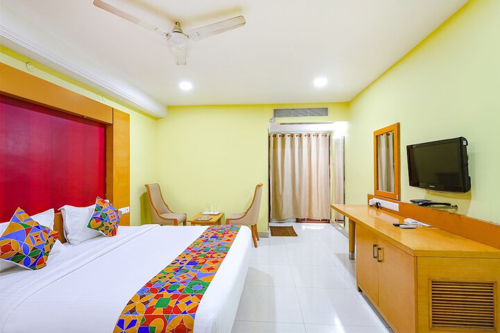 Room 8 of 35