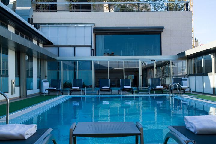 Pool 34 of 60