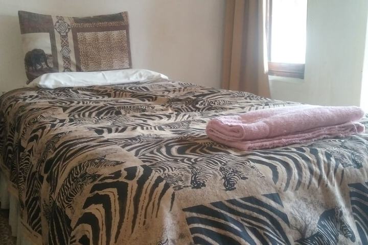 Room 7 of 110